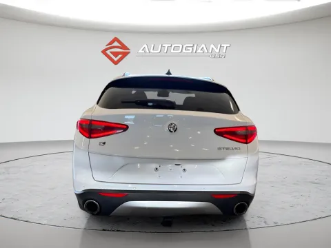 More photos of 2018 Alfa Romeo Stelvio Ti at AutoGiant USA Fishers, IN