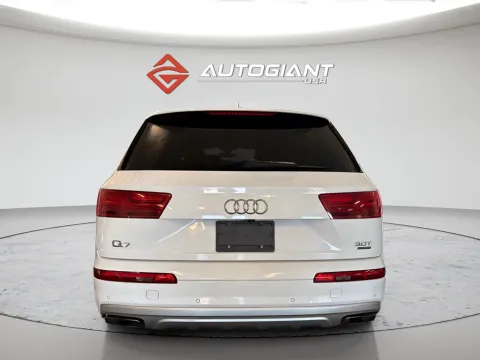 More photos of 2017 Audi Q7 3.0T Prestige at AutoGiant USA Fishers, IN