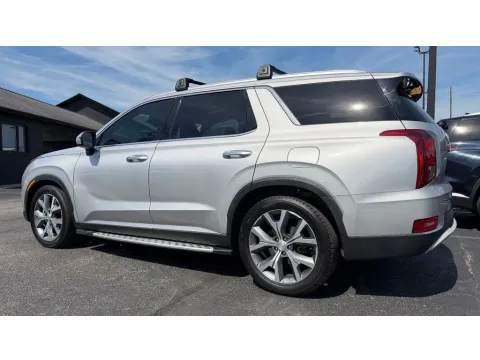 More photos of 2021 Hyundai Palisade SEL at AutoGiant USA Fishers, IN