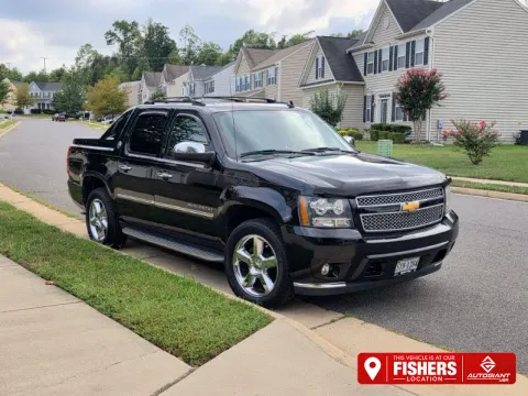 Black 2013 Chevrolet Avalanche 1500 LTZ for sale in Fishers, IN