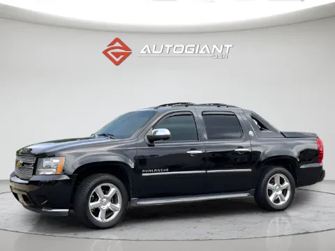 Photos of 2013 Chevrolet Avalanche 1500 LTZ for sale in Fishers, IN at AutoGiant USA Fishers