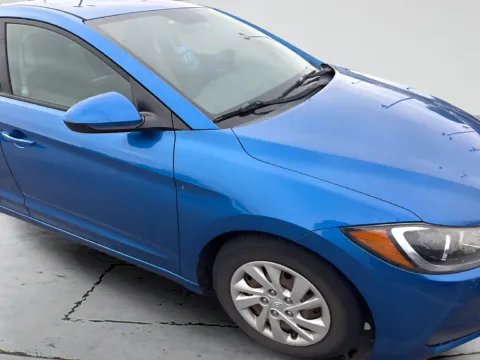 Photos of 2017 Hyundai Elantra SE for sale in Fishers, IN at AutoGiant USA Fishers