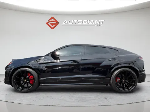 Another view of 2021 Lamborghini Urus for sale in Fishers, IN at AutoGiant USA Fishers