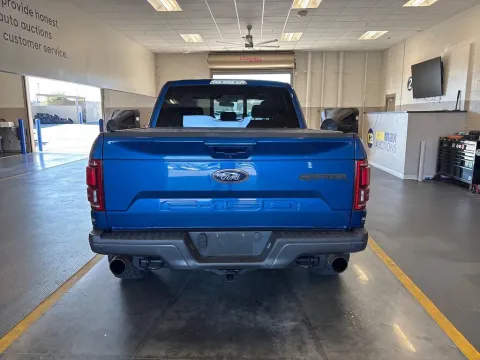More photos of 2018 Ford F-150 Raptor at AutoGiant USA Fishers, IN