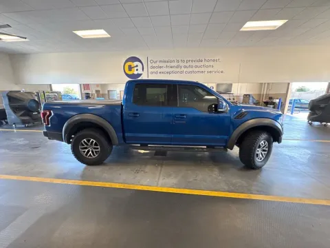 More photos of 2018 Ford F-150 Raptor at AutoGiant USA Fishers, IN