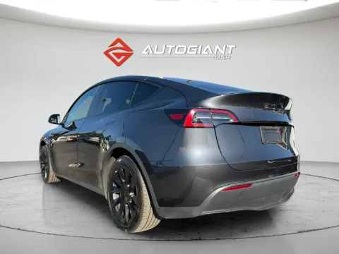 More photos of 2024 Tesla Model Y Long Range at AutoGiant USA Fishers, IN