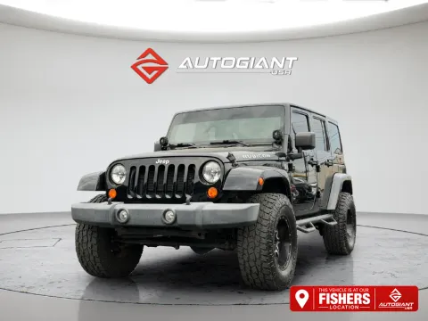 Black 2012 Jeep Wrangler Unlimited Rubicon for sale in Fishers, IN