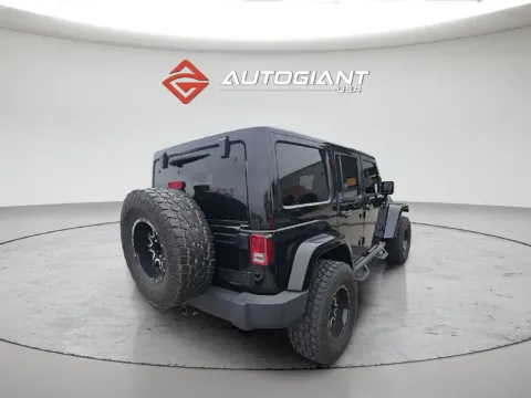 More photos of 2012 Jeep Wrangler Unlimited Rubicon at AutoGiant USA Fishers, IN