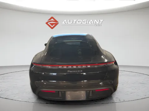 More photos of 2020 Porsche Taycan 4S at AutoGiant USA Fishers, IN