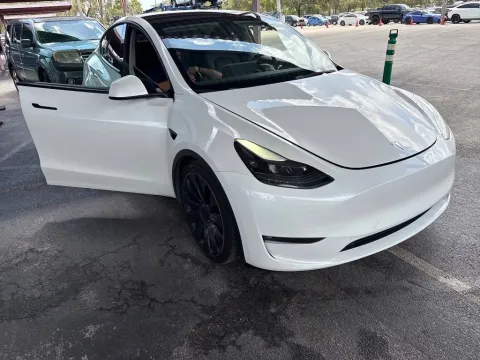 Photos of 2022 Tesla Model Y Performance for sale in Fishers, IN at AutoGiant USA Fishers