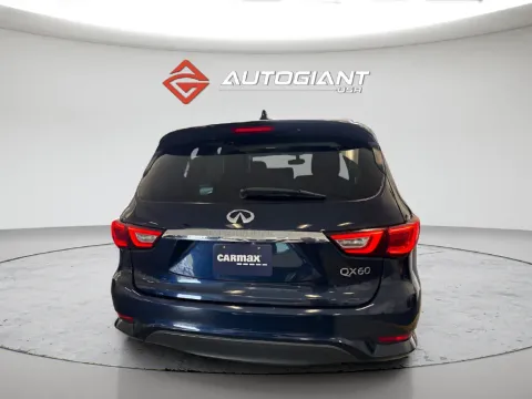 More photos of 2017 INFINITI QX60 at AutoGiant USA Fishers, IN