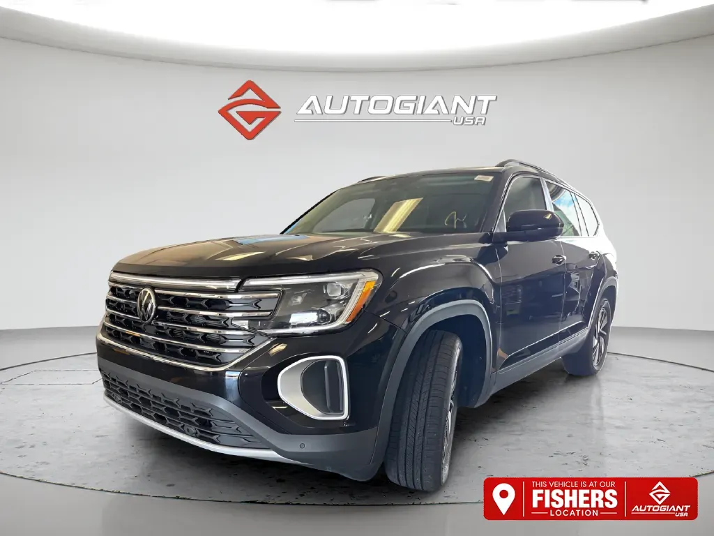 Black 2026 Volkswagen Atlas SE w/Technology for sale in Fishers, IN