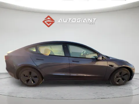 More photos of 2023 Tesla Model 3 at AutoGiant USA Fishers, IN