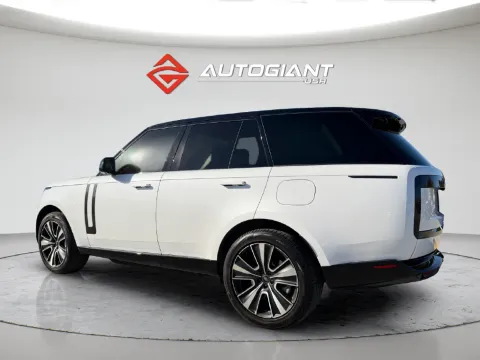 Another view of 2023 Land Rover Range Rover Plug-In Hybrid SE for sale in Fishers, IN at AutoGiant USA Fishers