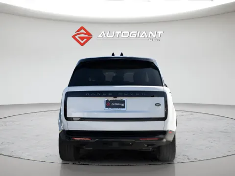More photos of 2023 Land Rover Range Rover Plug-In Hybrid SE at AutoGiant USA Fishers, IN