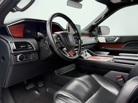 Photos of 2020 Lincoln Navigator Reserve for sale in Fishers, IN at AutoGiant USA Fishers