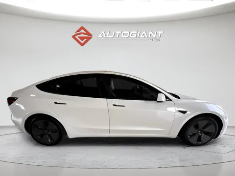 More photos of 2021 Tesla Model 3 Standard Range Plus at AutoGiant USA Fishers, IN