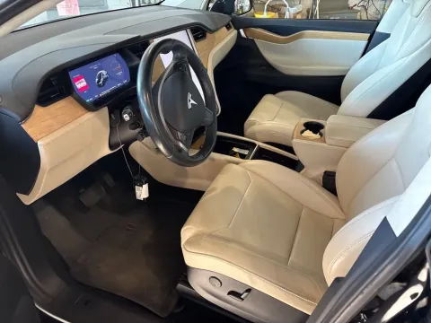 Photos of 2018 Tesla Model X 75D for sale in Fishers, IN at AutoGiant USA Fishers