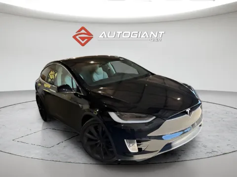 More photos of 2018 Tesla Model X 75D at AutoGiant USA Fishers, IN