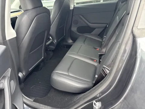 More photos of 2024 Tesla Model Y Long Range at AutoGiant USA Fishers, IN