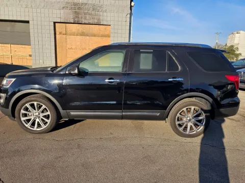 Photos of 2017 Ford Explorer Limited for sale in Fishers, IN at AutoGiant USA Fishers