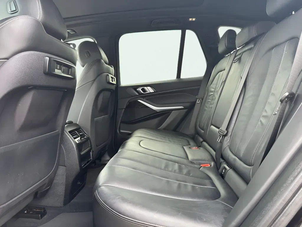 2019 BMW X5 40i - Photo 32