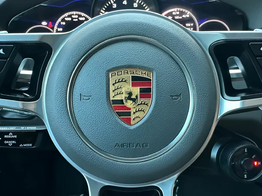 2022 Porsche Cayenne Coup E-Hybrid - Photo 61