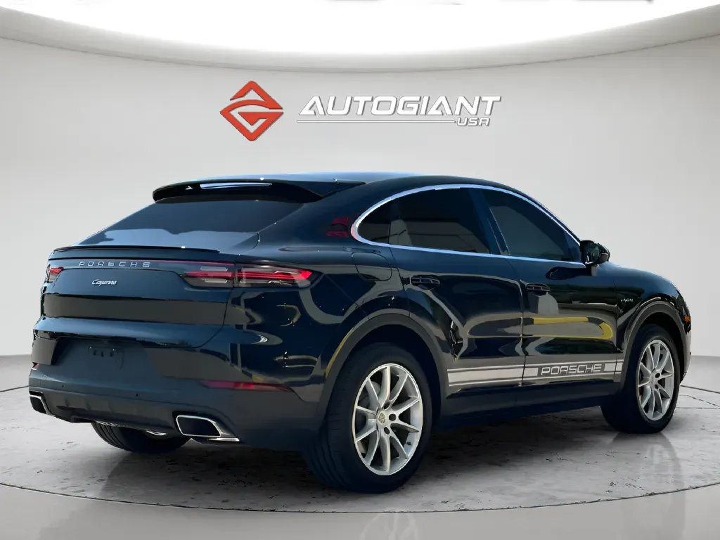 2022 Porsche Cayenne Coup E-Hybrid - Photo 14