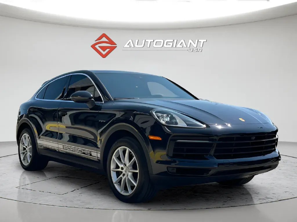 2022 Porsche Cayenne Coup E-Hybrid - Photo 16