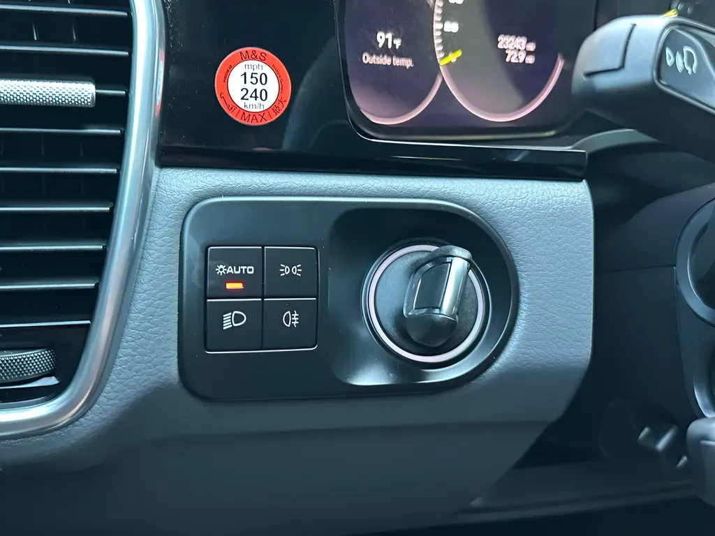 2022 Porsche Cayenne Coup E-Hybrid - Photo 68