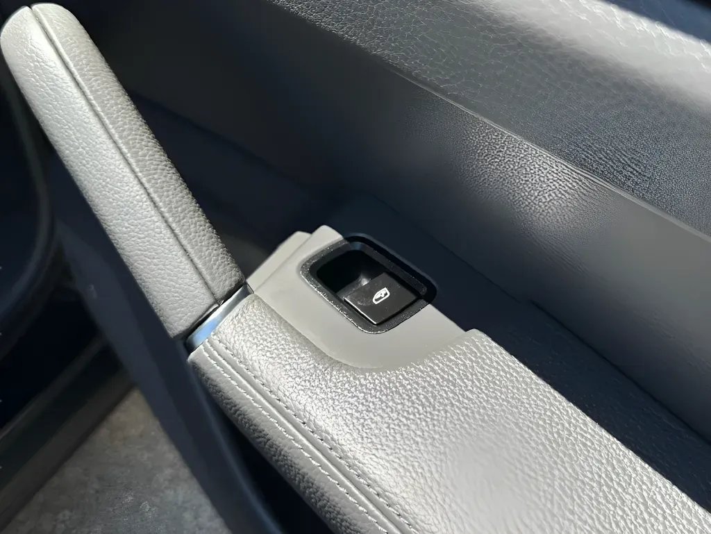 2022 Porsche Cayenne Coup E-Hybrid - Photo 39