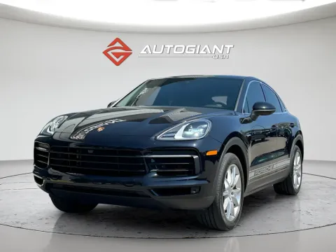 More photos of 2022 Porsche Cayenne E-Hybrid Coupe at AutoGiant USA Fishers, IN