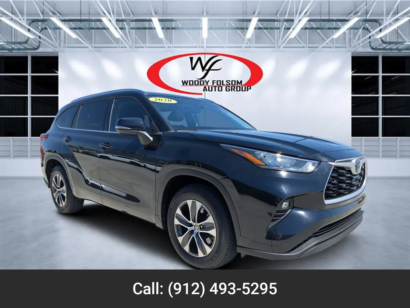 Black 2020 Toyota Highlander XLE for sale in Douglas, GA