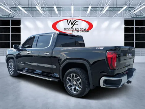More photos of 2024 GMC Sierra 1500 SLT at Woody Folsom CDJR of Douglas, GA