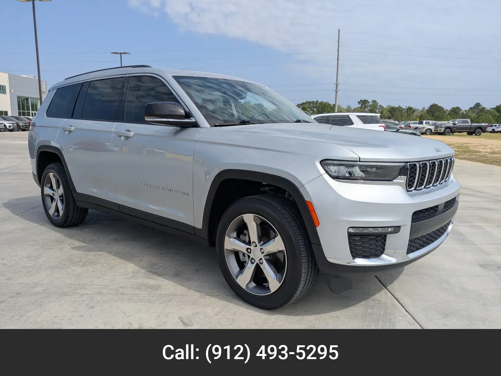 Silver 2022 Jeep Grand Cherokee L Limited for sale in Douglas, GA