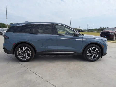 Another view of 2025 Lincoln Nautilus Premiere for sale in Douglas, GA at Woody Folsom CDJR of Douglas