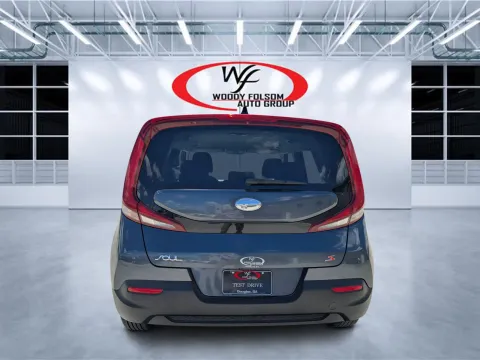 More photos of 2020 Kia Soul S at Woody Folsom CDJR of Douglas, GA