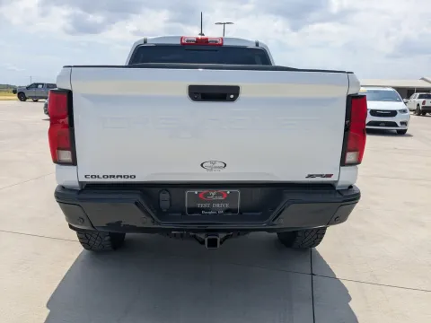 More photos of 2023 Chevrolet Colorado 4WD ZR2 at Woody Folsom CDJR of Douglas, GA