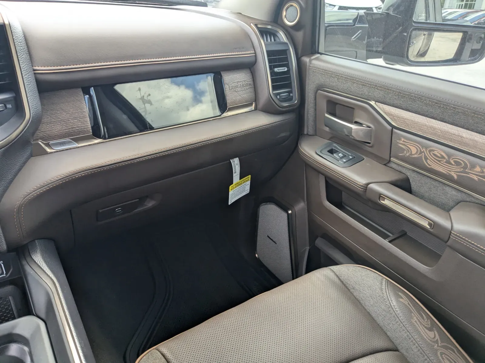 2026 RAM 3500 Limited/Longhorn - Photo 16
