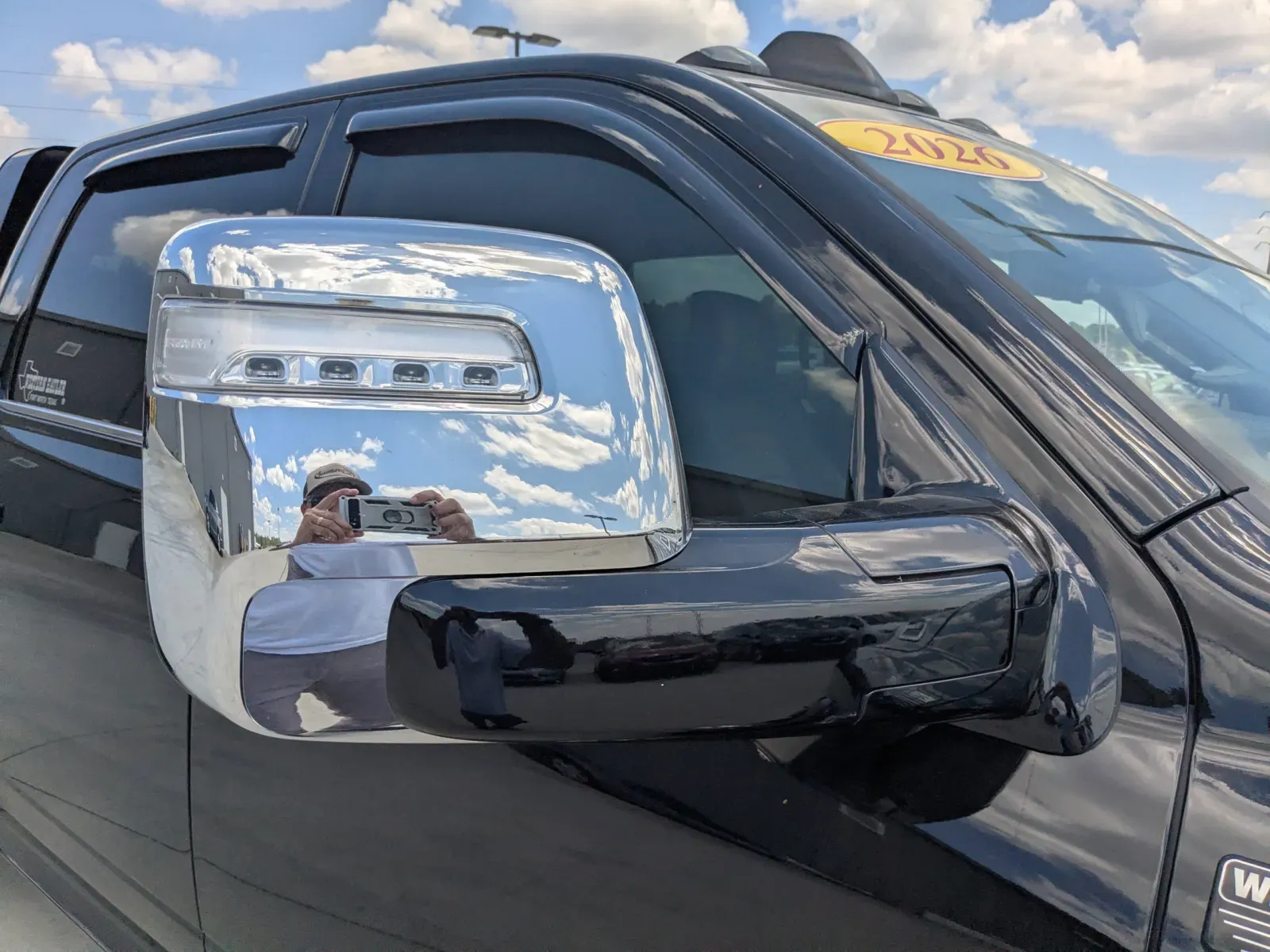 2026 RAM 3500 Limited/Longhorn - Photo 11