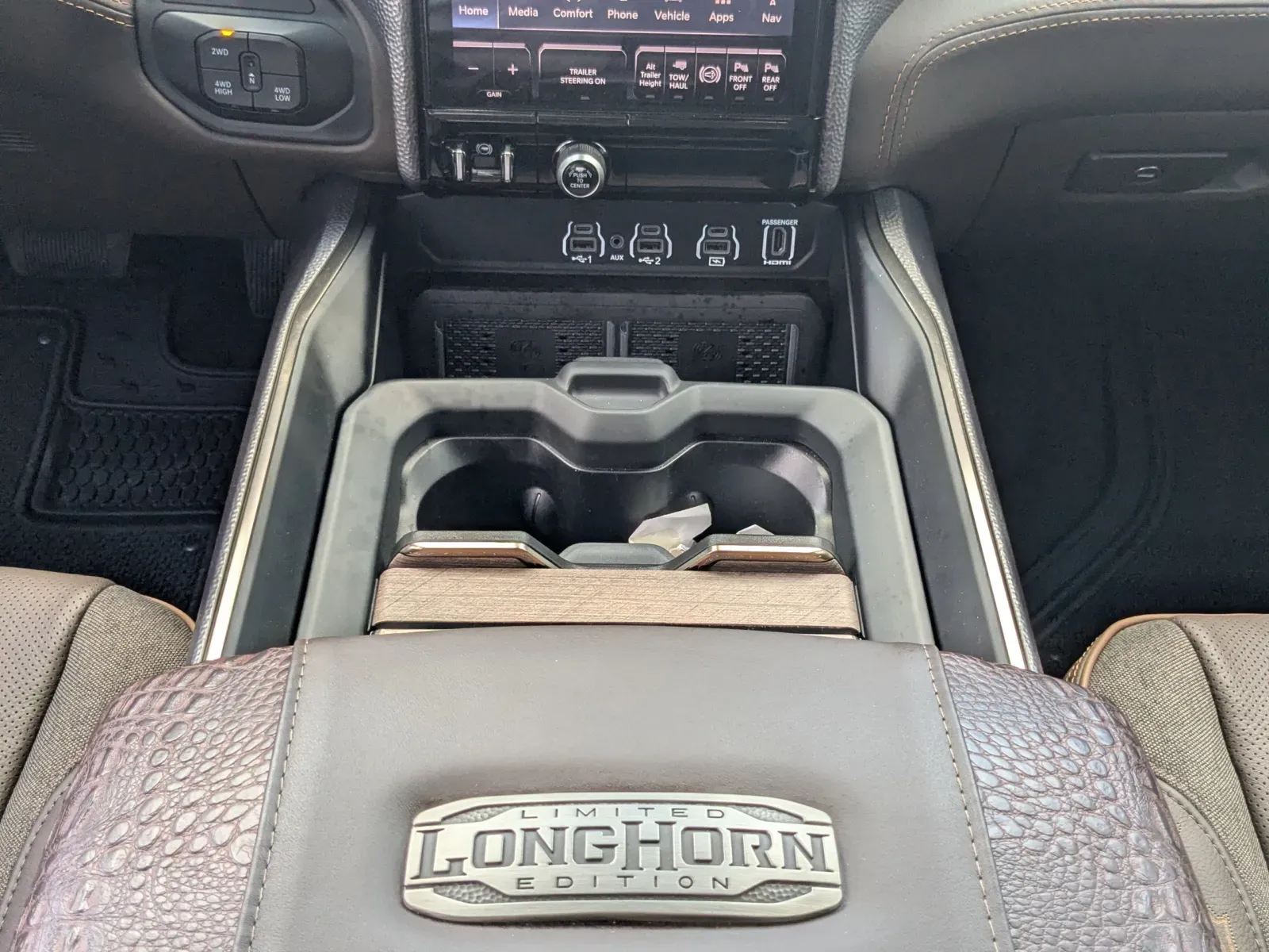 2026 RAM 3500 Limited/Longhorn - Photo 18