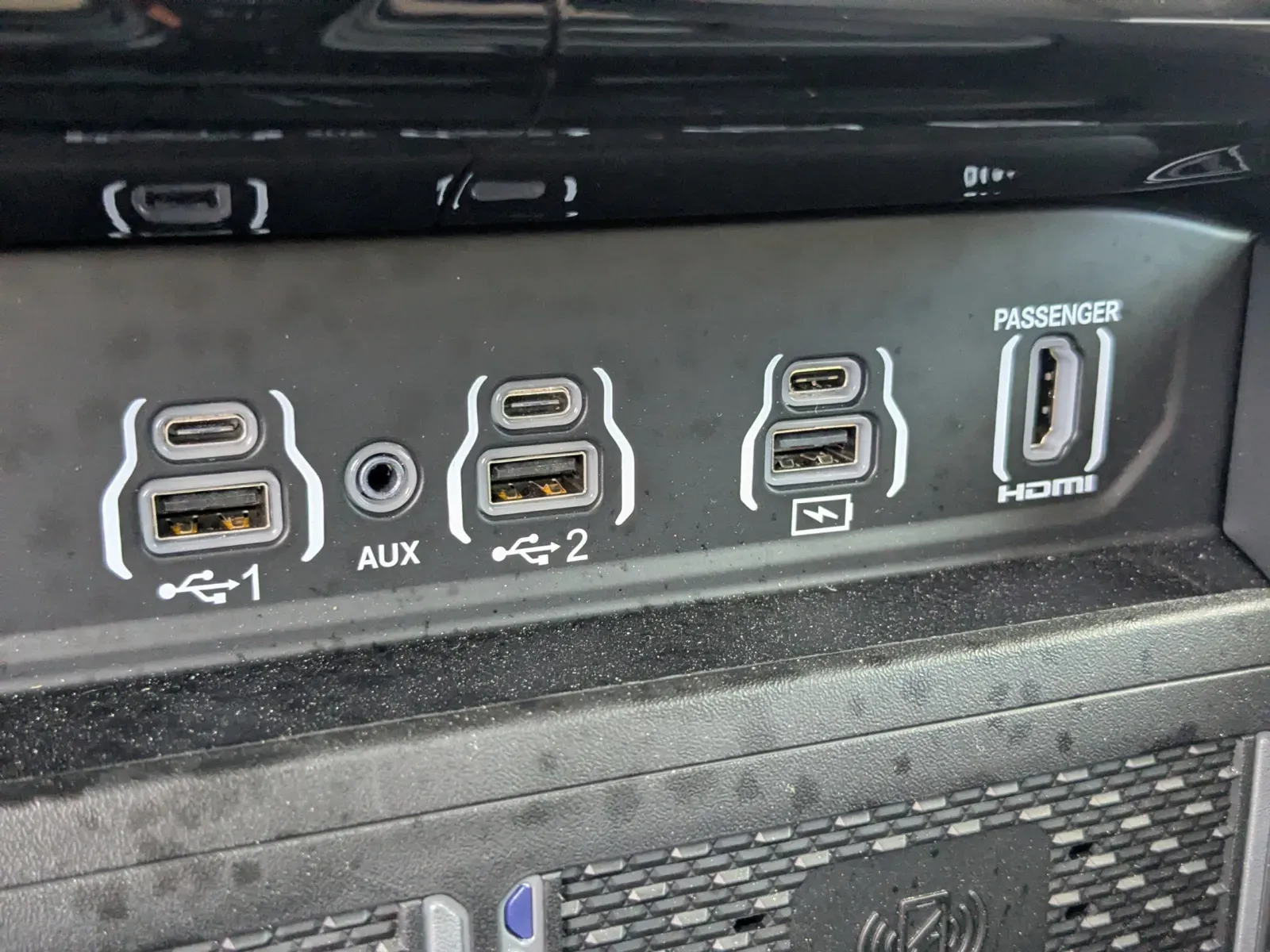 2026 RAM 3500 Limited/Longhorn - Photo 22
