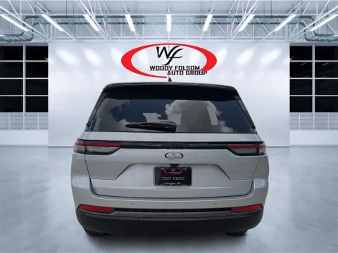 More photos of 2026 Jeep Grand Cherokee Laredo Altitude at Woody Folsom CDJR of Douglas, GA