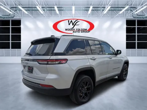 More photos of 2026 Jeep Grand Cherokee Laredo Altitude at Woody Folsom CDJR of Douglas, GA