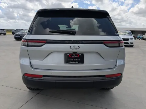 More photos of 2026 Jeep Grand Cherokee Laredo Altitude at Woody Folsom CDJR of Douglas, GA