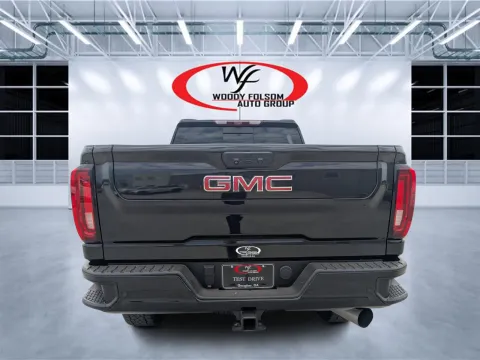 More photos of 2022 GMC Sierra 2500HD Denali at Woody Folsom CDJR of Douglas, GA