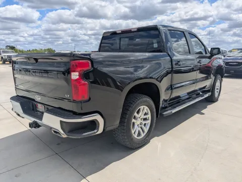 More photos of 2019 Chevrolet Silverado 1500 LT at Woody Folsom CDJR of Douglas, GA