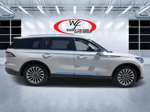 Photos of 2020 Lincoln Aviator Reserve for sale in Douglas, GA at Woody Folsom CDJR of Douglas