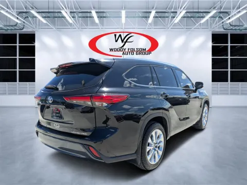 Another view of 2020 Toyota Highlander Limited for sale in Douglas, GA at Woody Folsom CDJR of Douglas