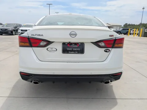 More photos of 2025 Nissan Altima SR at Woody Folsom CDJR of Douglas, GA